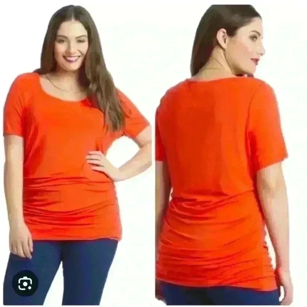Lysse Red Coral Marais Shapewear Tee Size M Short Sleeves Ruching sides Shaping